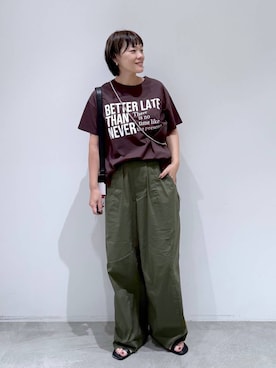 「Elura（エルーラ）のレザーコンビショルダーバッグ/328628（ハンドバッグ）」を使った、maturi0108さん（レディース・164cm・40代）の夏コーディネート