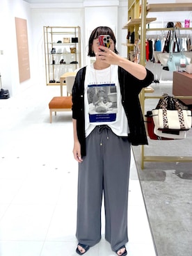 「Elura（エルーラ）の冷感イージーワイドパンツ/1045974（その他パンツ、グレー系）」を使った、maturi0108さん（レディース・164cm）の夏コーディネート