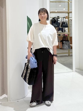 「Elura（エルーラ）のアイテム」を使った、maturi0108さん（レディース・164cm）の春コーディネート