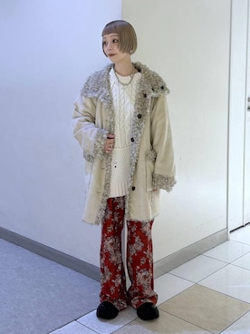 「アイテム（ムートンコート）」を使った、JS_yoccoさん（レディース・155cm）の秋コーディネート