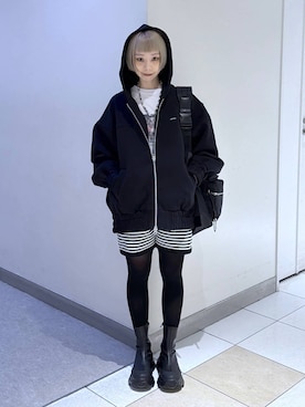 「JEANASIS（ジーナシス）のアイテム（パーカー）」を使った、JS_yoccoさん（レディース・155cm）の秋コーディネート