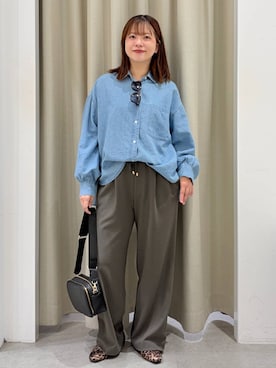 「Elura（エルーラ）のウォレットショルダーバッグ/1074417（ショルダーバッグ、ブラック系）」を使った、suzuyuuさん（レディース・159cm）の秋コーディネート