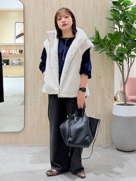 「Elura（エルーラ）のTRストレッチカーゴパンツ/1068020（カーゴパンツ、グレー系）」を使った、suzuyuuさん（レディース・159cm）の秋コーディネート