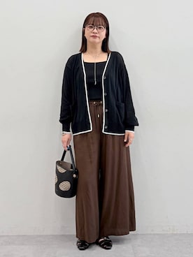 「Elura（エルーラ）のグルカパンプス/637045（パンプス、ブラック系）」を使った、suzuyuuさん（レディース・159cm）の春コーディネート