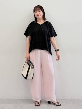 「Elura（エルーラ）のサラサラサマーギャザーパンツ/451127（その他パンツ、ピンク系）」を使った、suzuyuuさん（レディース・159cm）の春コーディネート