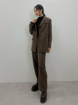 「MURUA（ムルーア）のアイテム（テーラードジャケット）」を使った、ELENさん（レディース・166cm）の夏コーディネート