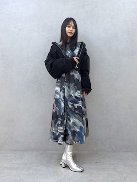 「MURUA（ムルーア）のラスタースリムパッファーブルゾン　冬服（ブルゾン、ブラック系）」を使った、ELENさん（レディース・166cm）の秋コーディネート