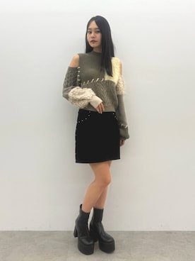 「MURUA（ムルーア）のアイテム（スカート）」を使った、ELENさん（レディース・166cm）の秋コーディネート