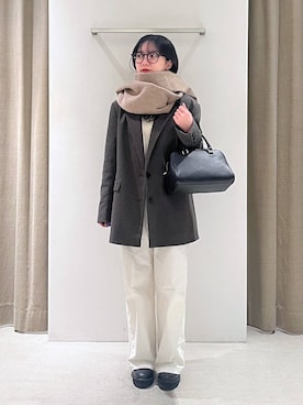 「アイテム（ストール/ショール）」を使った、りりなさん（レディース・153cm・20代）の秋コーディネート