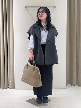 「アイテム（バングル/リストバンド）」を使った、りりなさん（レディース・153cm・20代）の秋コーディネート