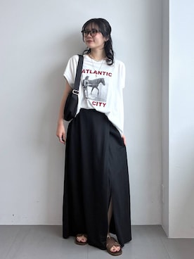 「BARNYARDSTORM（バンヤードストーム）のBARNYARDSTORM / LIFE PICTURE COLLECTION / ATLANTIC CITY フォトT（Tシャツ/カットソー、ホワイト系）」を使った、りりなさん（レディース）の夏コーディネート