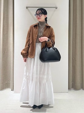 「アイテム（バングル/リストバンド）」を使った、りりなさん（レディース・153cm・20代）の秋コーディネート