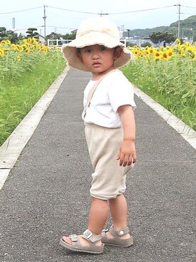 「apres les cours（アプレレクール）のアイテム（サンダル）」を使った、harukiさん（キッズ・80cm）の夏コーディネート