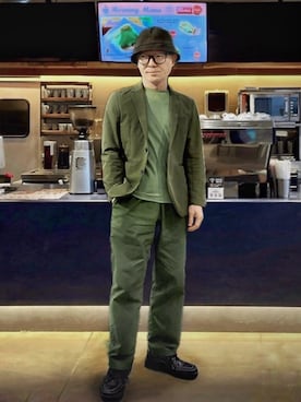 「GU（ジーユー）のアイテム（カーゴパンツ、グリーン系）」を使った、菊地武雄さん（メンズ・170cm）の春コーディネート