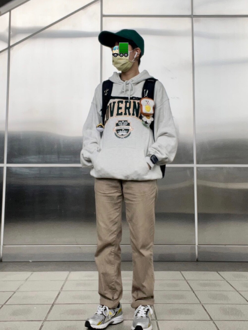 「ootd、wooalong、thisisneverthat、COVERNAT、K-SWISS、New Balance、nb530」｜「WOOALONGのアイテム（キャップ、グリーン系）」を使った、n0v0neさん（メンズ・159cm）の冬コーディネートの1枚目の写真