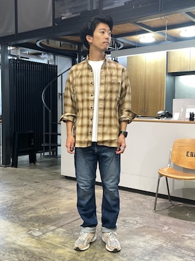 「SMILEY FACE（スマイリーフェイス）のアイテム」を使った、ARAIさん（メンズ・165cm）の秋コーディネート