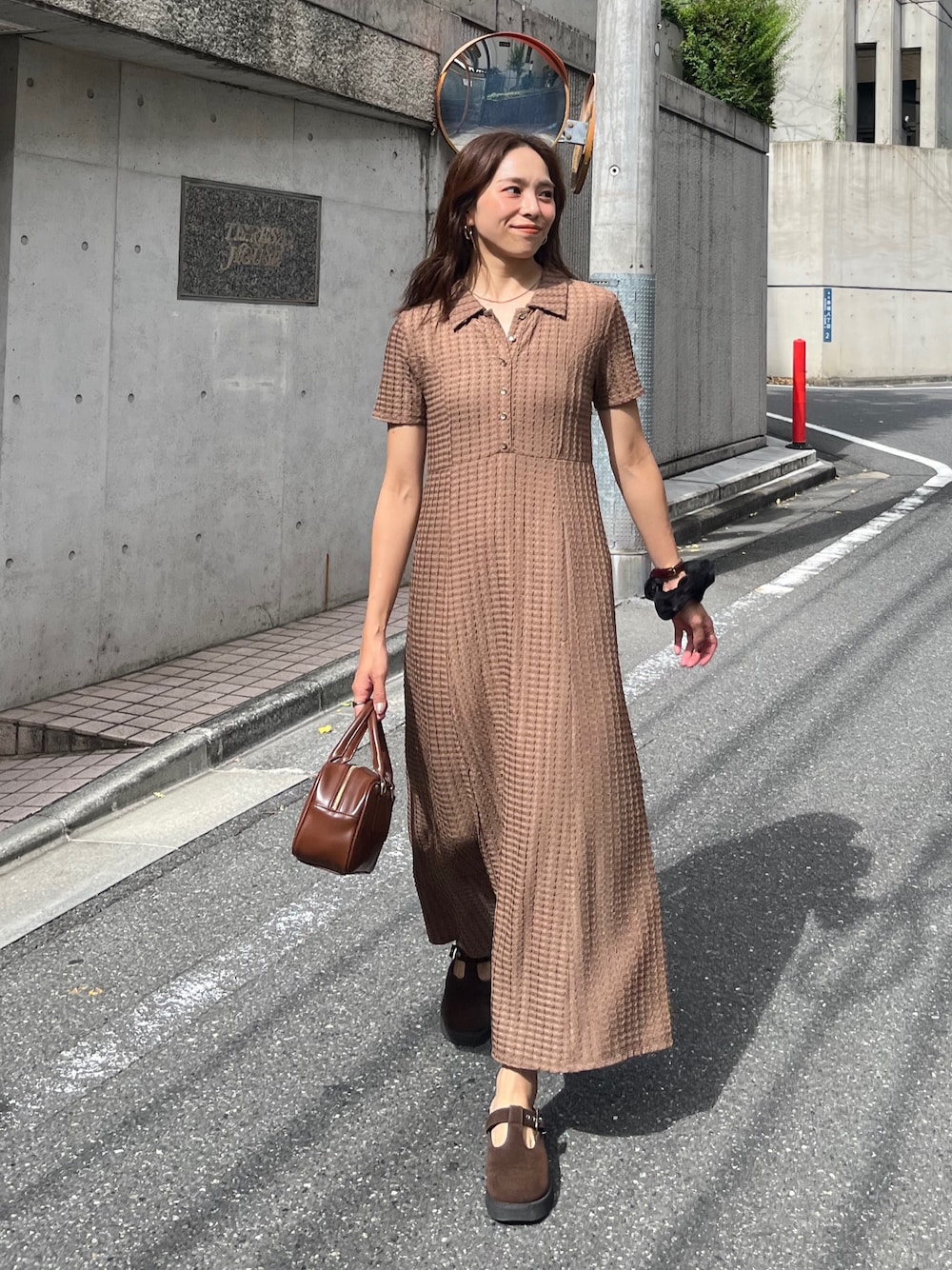 ◇金ボタンカットジャガードポロワンピースを使った人気ファッション