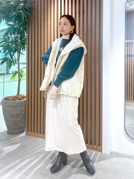 「FREE'S MART（フリーズマート）のベロア楊柳ナロースカート（スカート）」を使った、natsumiさん（レディース・166cm）の秋コーディネート