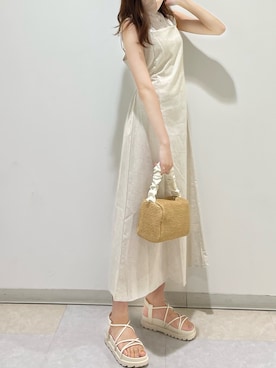 「JUNOAH（ジュノア）のアイテム（オールインワン・サロペット）」を使った、shihoさん（レディース・159cm）の夏コーディネート