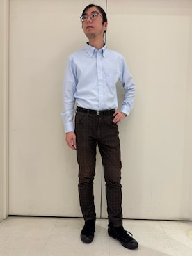 「TOKYO SHIRTS（トウキョウシャツ）の【超形態安定】 形態安定ノンアイロン ボタンダウン 長袖ビジネスワイシャツ（ビジネスシャツ、ブルー系）」を使った、TOKYO SHIRTS橿原店さん（メンズ・173cm）の秋コーディネート