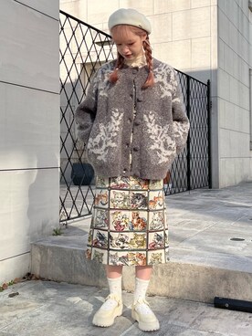 「merry jenny（メリージェニー）のアイテム（ジャンパースカート）」を使った、yunaさん（レディース・169cm）の冬コーディネート