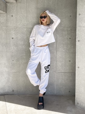 「GYDA（ジェイダ）のアイテム（スウェットパンツ）」を使った、miyuさん（レディース・160cm）の春コーディネート