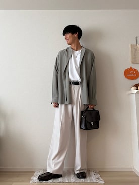 「アイテム（スラックス）」を使った、たつきさん（メンズ・175cm・20代）の秋コーディネート