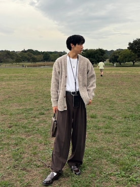 「アイテム（スラックス）」を使った、たつきさん（メンズ・175cm）の秋コーディネート