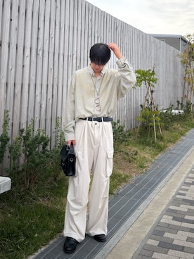 「古着のアイテム（シャツ/ブラウス、ベージュ系）」を使った、たつきさん（メンズ・175cm）の春コーディネート