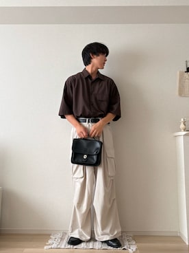 「LAKOLE（ラコレ）のTRクルミボタンシャツ / 942020（シャツ/ブラウス、ブラウン系）」を使った、たつきさん（メンズ・175cm）の夏コーディネート