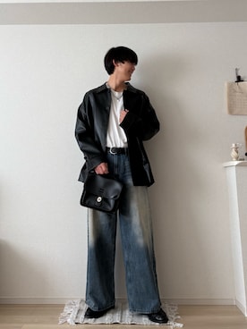 「DEVICE（デバイス）の【WEARISTA こーせ ×DEVICE コラボ】Rename フロントバックル 横型 ショルダーバッグ（ショルダーバッグ、ブラック系）」を使った、たつきさん（メンズ・175cm）の春コーディネート