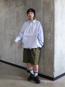 「KEBOZ（ケボズ）のRIPSTOP CARGO SHORTS（カーゴパンツ、グリーン系）」を使った、jumisaさん（レディース・160cm）の秋コーディネート