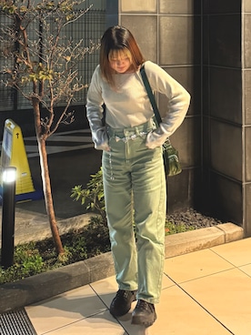 「BARELY BLUE（ベアリーブルー）のアイテム（ショルダーバッグ）」を使った、かほさん（レディース・155cm）の冬コーディネート