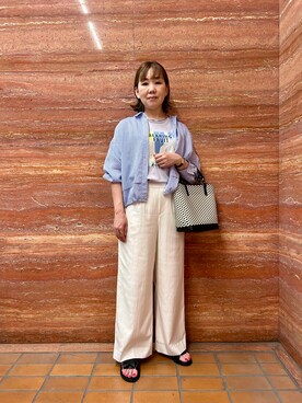 「INDIVI（インディヴィ）の【接触冷感／洗える／2WAY】ドロスト付 シアーシャンブレーシャツ（シャツ/ブラウス、ブルー系）」を使った、mariさん（レディース・160cm）の夏コーディネート