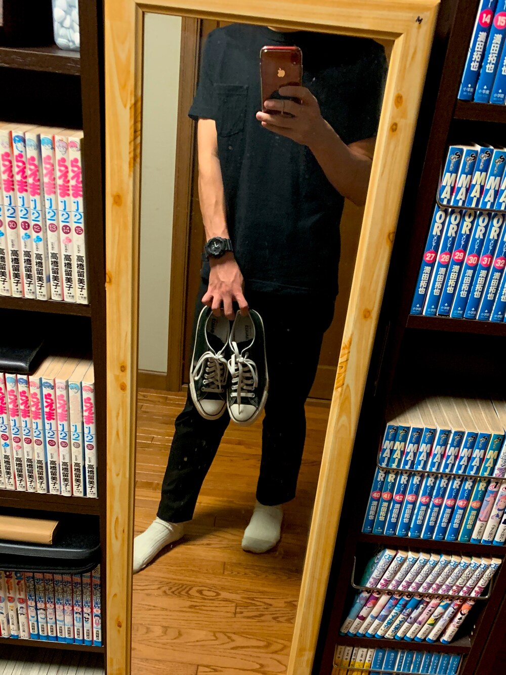 「おしゃれさんと繋がりたい、シンプルスタイル、オトナカジュアル、モノトーン、夜勤、子供部屋おじさん、子供部屋おじさんと繋がりたい」｜「無印良品のアイテム（Tシャツ/カットソー、ブラック系）」を使った、ちょふ【子供部屋おじさん】さん（メンズ・169cm）の秋コーディネートの1枚目の写真