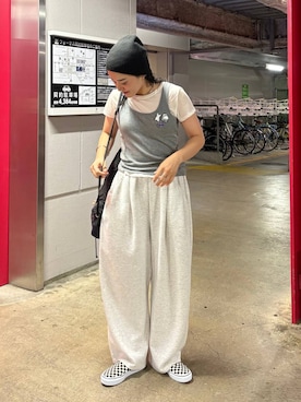 「LOWRYS FARM（ローリーズファーム）のＢＡＳＩＣシアータンク 1042099（タンクトップ、グレー系）」を使った、Tenさん（レディース・163cm）の夏コーディネート