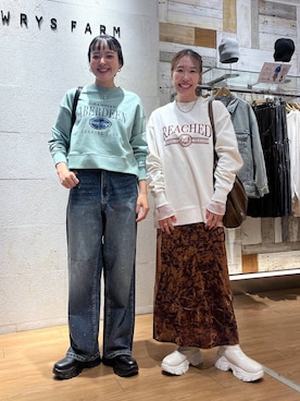 「アイテム（スウェット）」を使った、Tenさん（レディース・163cm・20代）の秋コーディネート