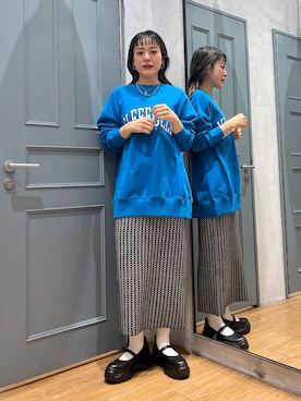 「アイテム（スウェット）」を使った、Tenさん（レディース・163cm・20代）の秋コーディネート