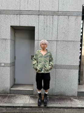 「WHITELAND（ホワイトランド）のアイテム（トップス）」を使った、たいせいさん（メンズ・172cm）の秋コーディネート