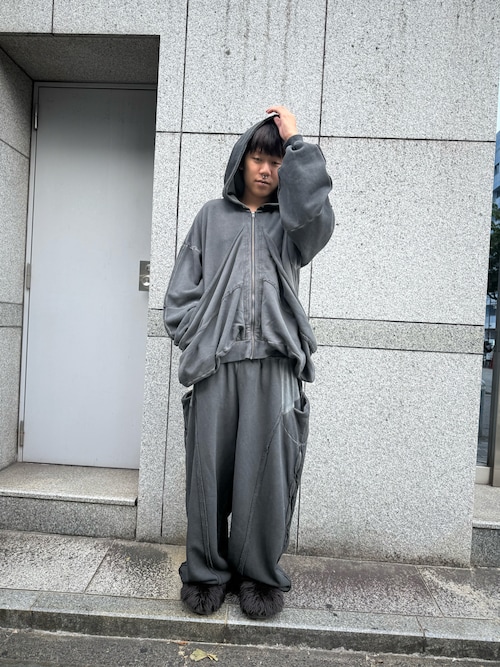 WHITELAND/ホワイトランド/ZIP UP CARGO HOODIE（パーカー