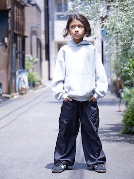 「ペアマノンストリート」｜「アイテム（パンツ）」を使った、PAIRMANON STREETさん（キッズ・123cm）の夏コーディネート