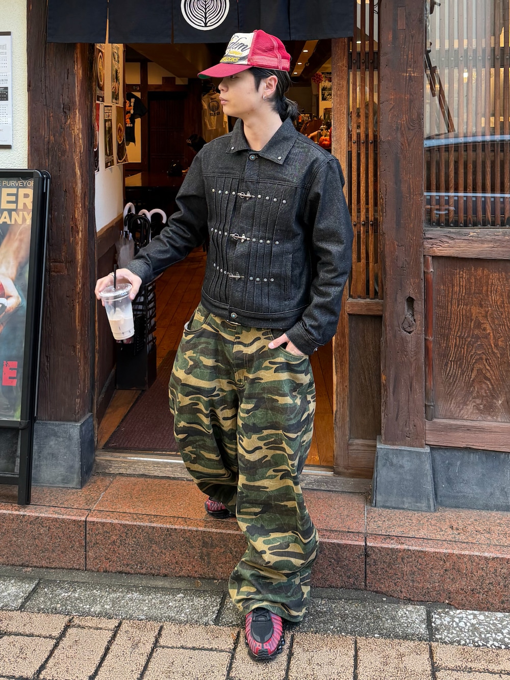 デニムパンツを使った「Deaile」の人気ファッションコーディネート - WEAR