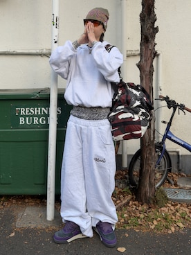 「Supreme （シュプリーム）のアイテム（ニットキャップ/ビーニー、グリーン系）」を使った、riku226さん（メンズ・168cm）の春コーディネート