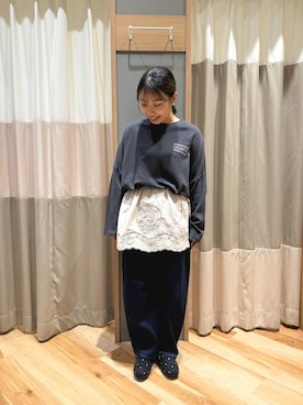 「アイテム（ドレスシューズ、グレー系）」を使った、seiraさん（レディース・150cm）の秋コーディネート