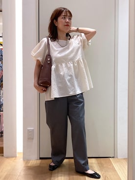 「アイテム（チノパンツ）」を使った、Juntaさん（レディース・157cm・30代）の夏コーディネート