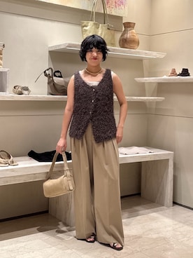 「GALLARDAGALANTE（ガリャルダガランテ）のダブルタックパンツ（その他パンツ、ベージュ系）」を使った、ggnogurinさん（レディース・157cm）の夏コーディネート