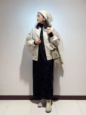 「SMELLY（スメリー）のシャギービーニー（ニットキャップ/ビーニー）」を使った、KAMEさん（レディース・160cm）の秋コーディネート