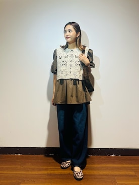 「RODE SKO（ロデスコ）のアイテム（バレエシューズ）」を使った、KAMEさん（レディース・160cm）の秋コーディネート
