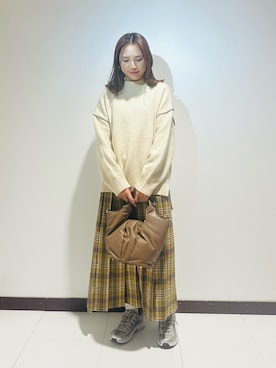 「URBAN RESEARCH DOORS（アーバンリサーチドアーズ）のアイテム（ハンドバッグ）」を使った、KAMEさん（レディース・160cm）の秋コーディネート