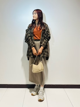 「RODE SKO（ロデスコ）のアイテム」を使った、KAMEさん（レディース・160cm）の秋コーディネート